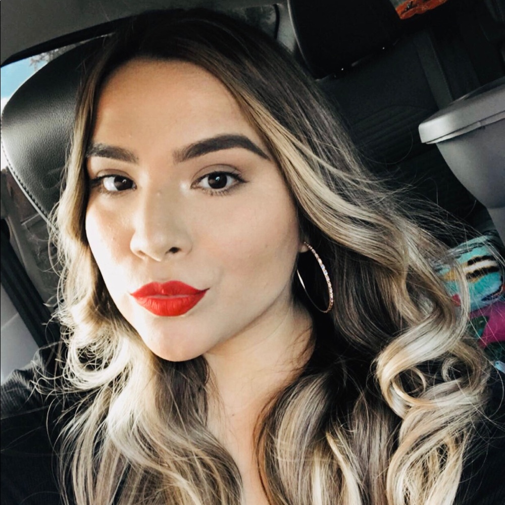 Meet your Posher, Adrian